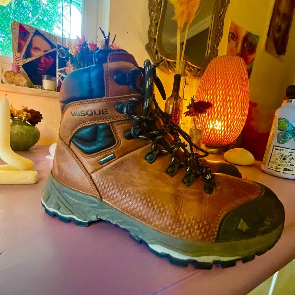 Vasque hiking boots